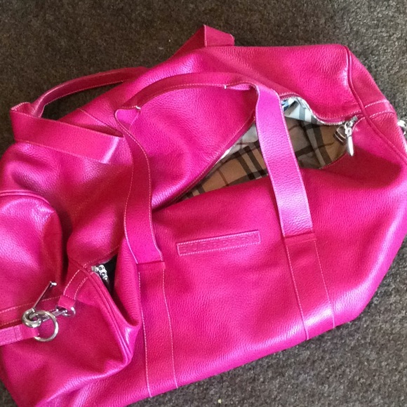 burberry duffle bag womens